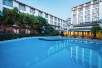 Lijiang International Hotel