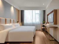 Furong Grand Hotel (Taiyuan Datong Road Taigang West Gate) Hotels near Jian Caoping