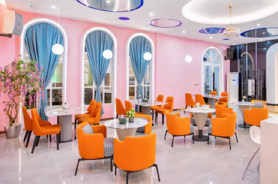 Longmen Nankunshan Mingxin Yunshe Hot Spring Hotel