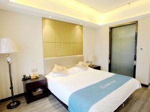 Home Inn Huayi Collection Hotel (Yangzhou Baoying Huaijiang Avenue Anyi East Road)