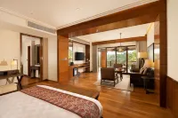 Padma Resort Ubud Hotel dekat Pande's Farm (Bali Natural Agriculture)