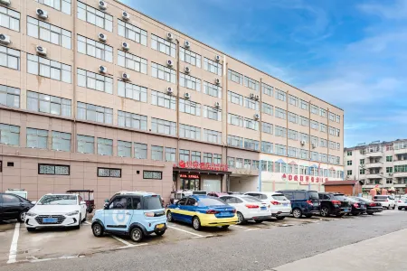 GreenTree Shell Hotel (Luohe Yancheng District Zhongyuan Road) Отели рядом с достопримечательностью «Bi'an Temple Stele»