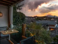 Lijiang Ancient City Meets Jiaren · White Horse Light Luxury · Snow Mountain View Homestay Hotels near Square Street