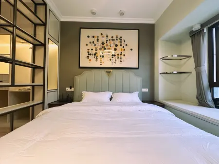 Zigong Qingtian Garden Homestay (Zhonghua Colored Lantern Grand World)