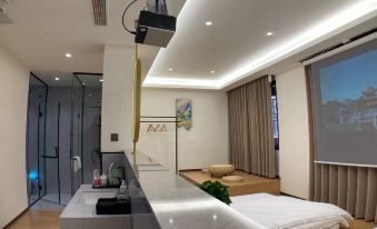Henglu Hotel (Yangzhou Slender West Lake Dongguanjie Scenic Area)