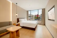 Relax Hotel (Shenzhen Bao'an International Airport) Hotels near Baorun Wanjia Department Store