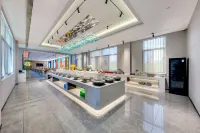 Silk Road Ruihua Hotel (Zhangye West High-Speed Railway Station)