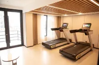 Fuli Hotel (Huangshi Avenue Clock Tower Pedestrian Street) Hotels in Huangshi