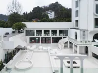 Qiandao Linglong Red Leaf Bay B&B (Qiandao Lake Branch)