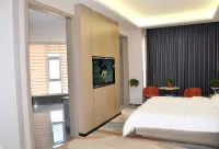 Zhangye Shangjing Intelligent Health Hotel - balcony