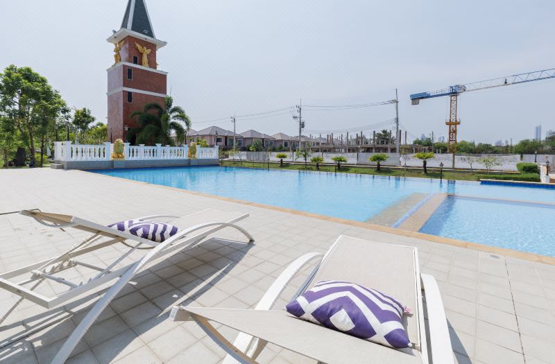 Pattaya detached four-bedroom five-bed room pool villa photo 3