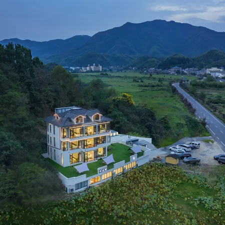 Yunshang Grassland Xixia Parent-childcamping Light Luxury Holiday Villa