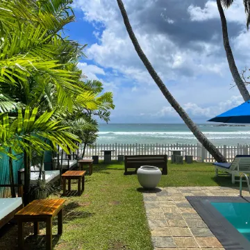 Smeralda Beach Hotel Dikwella