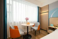 City Comfort Inn Hotel (Rong County Rongzhou Ancient City) Hotels in Rong County