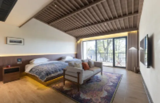 Shaojian Linjiang Yin Homestay (Anqing Xinzhou Branch)