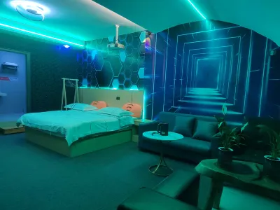 Xiushan Weiai Hotel فنادق في 