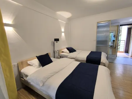 Anning Hot Spring Longjing Homestay