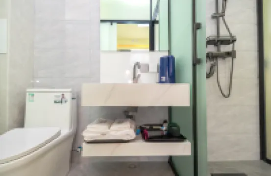 lijiangtianjianxiaoqiminsu Hotels near Lijiang Sanyi International Airport