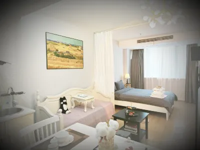 Jiaxing Left and Right Small New Homestay