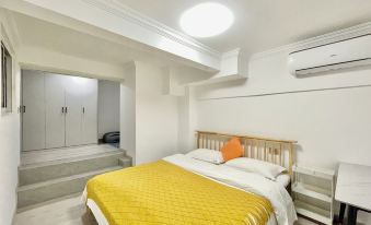 Zhai Xiaomian Apartment