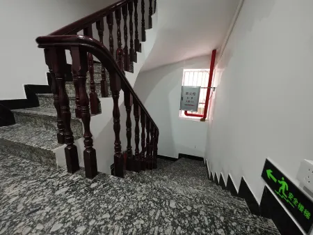 Ruihao Hotel Отели рядом с достопримечательностью «Tianmashan Scenic Area»