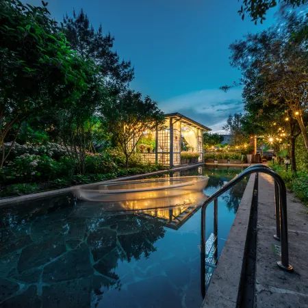 YEZI GARDEN HOTEL