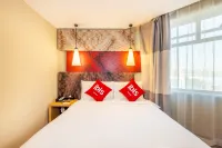 Ibis Hotel (Jiuquan Fukang Shopping Center)