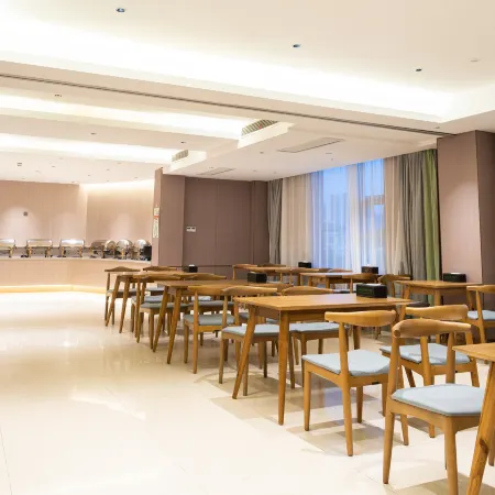 Home Inn Huaxuan Collection Hotel (Lu'an Guangcai Market)