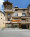 Linhai Hotel(Dajiuhu Branch) Các khách sạn gần Pingqian Ancient Town