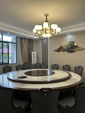 Tongcheng Yao Township Haiyue Hotel Отели в г. Тунчен