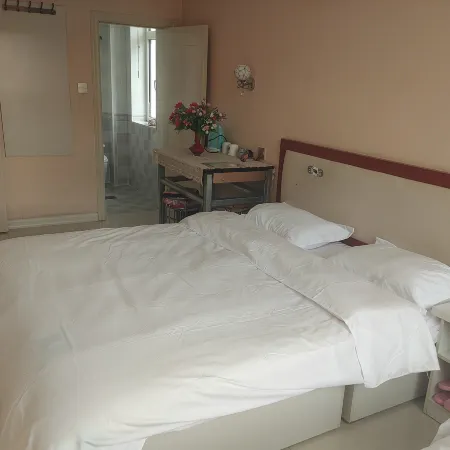 Leyi Hotel