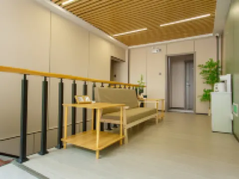 Mercure Hotel(Condine Bus Station) Hoteles en Kangding