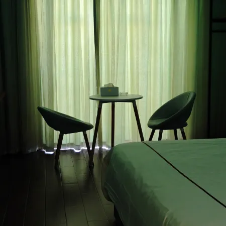 Qjia Ledong Xiangrui Seaview Business Hotel (Longmuwan Branch)