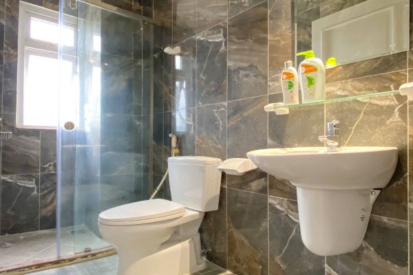 Lynhapartment Central Spacious Flat Near Bui Vien D1_2