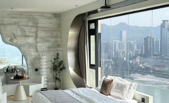 Chongqing Yishi High-altitude River View Apartment (Jiefangbei Hongyadong Branch)