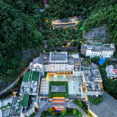 Mangshan Forest Hot Spring Hotel