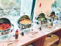 ALL-UR Boutique Motel Kaohsiung Branch Hotels near Fengshan