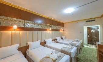 Grand Zowar Hotel