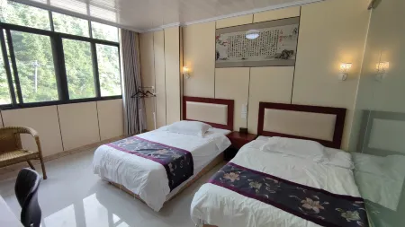 Yuexi Suyuan Hotel Отели рядом с достопримечательностью «Mingtang Mountain»