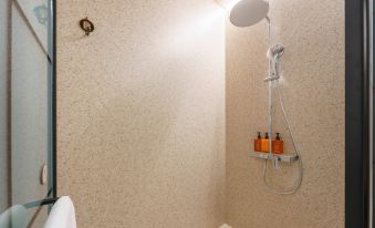 Orange Hotel (Shugang Road Branch of Zhuanghe Municipal Government)