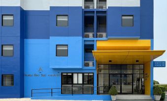 Hop Inn Kanchanaburi Building A