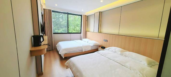 Yifeng Hotel (Jingdezhen Ceramic University Xianghu Campus) Hotels in Fuliang