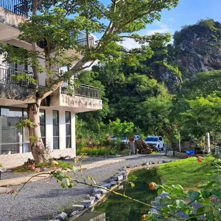 Jingmo Hostel