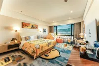 Hilton Lijiang Hotels near Lijiang Railway Station