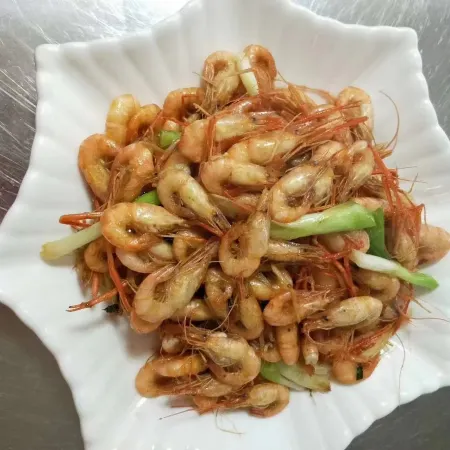 Lingyun Donghu Yilei Homestay