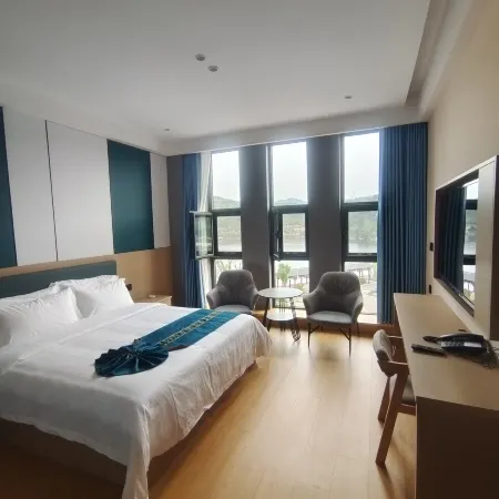 Yuehushan Resort Hotel