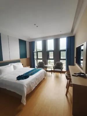 Yuehushan Resort Hotel