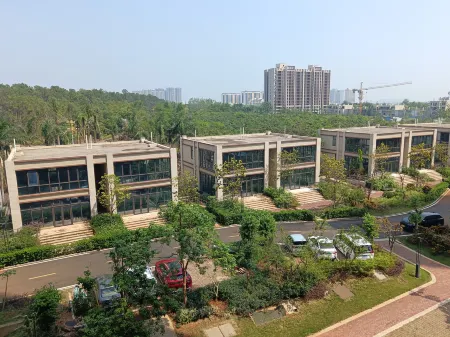 Dilaimei Homestay (Sports Park Branch) Отели рядом с достопримечательностью «Lingao Confucian Temple»