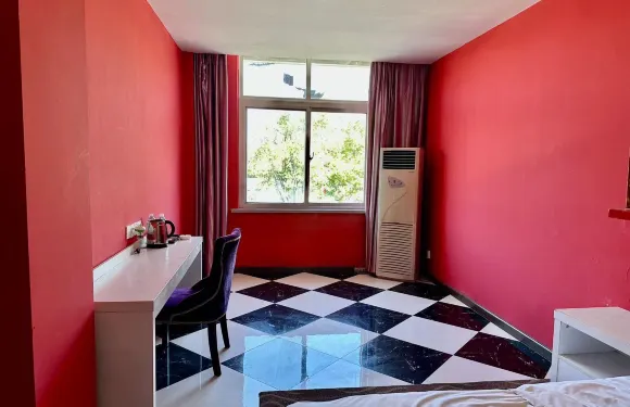 都市118精選酒店（萊西月湖公園高鐵站店）