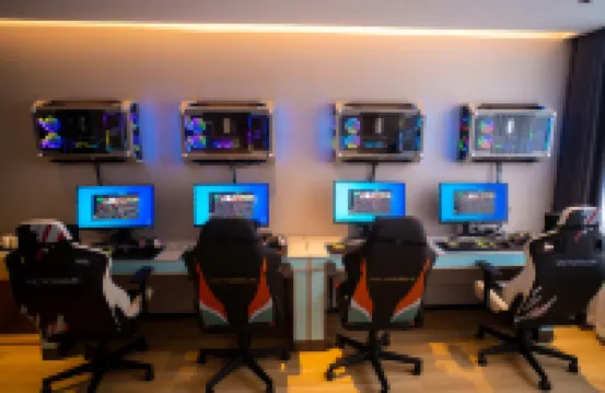 IU飯店（安康興安中路江華城店）